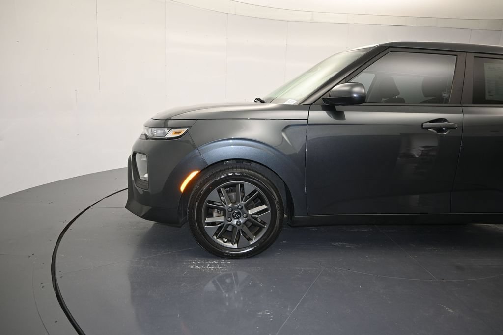 Used 2021 Kia Soul S FWD image 9