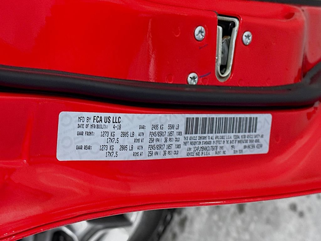 Used 2019 Jeep Cherokee Trailhawk w/ Comfort/Convenience Group AWD/4WD image 22