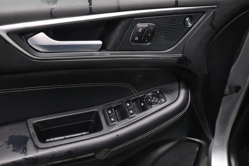 Certified 2024 Ford Edge Titanium image 22