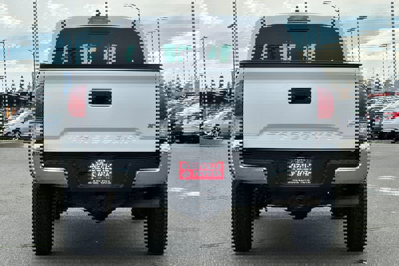 Certified 2023 Toyota Tacoma TRD Off-Road image 8