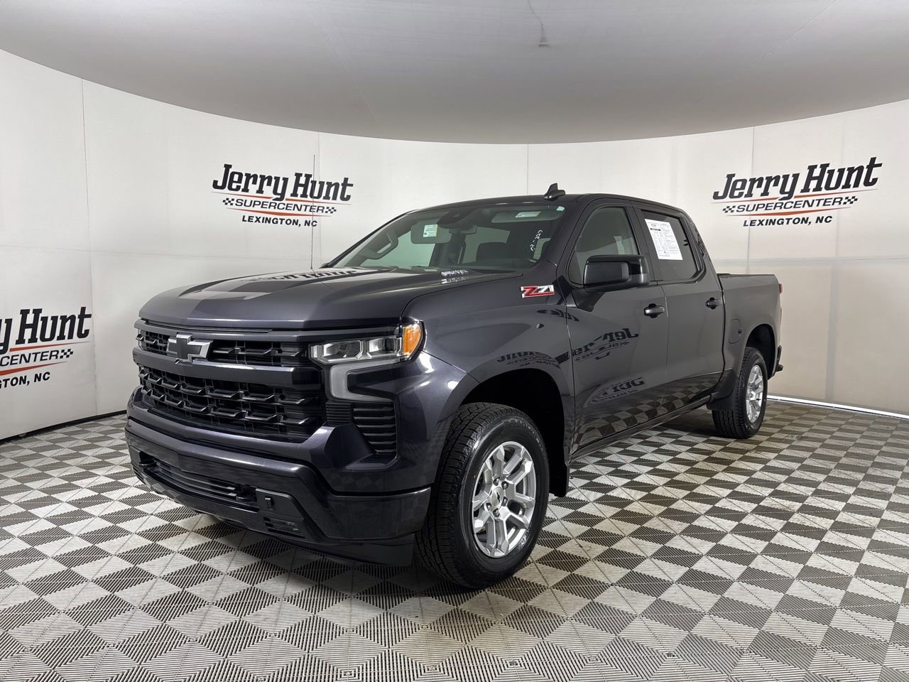 Used 2022 Chevrolet Silverado 1500 RST image 1