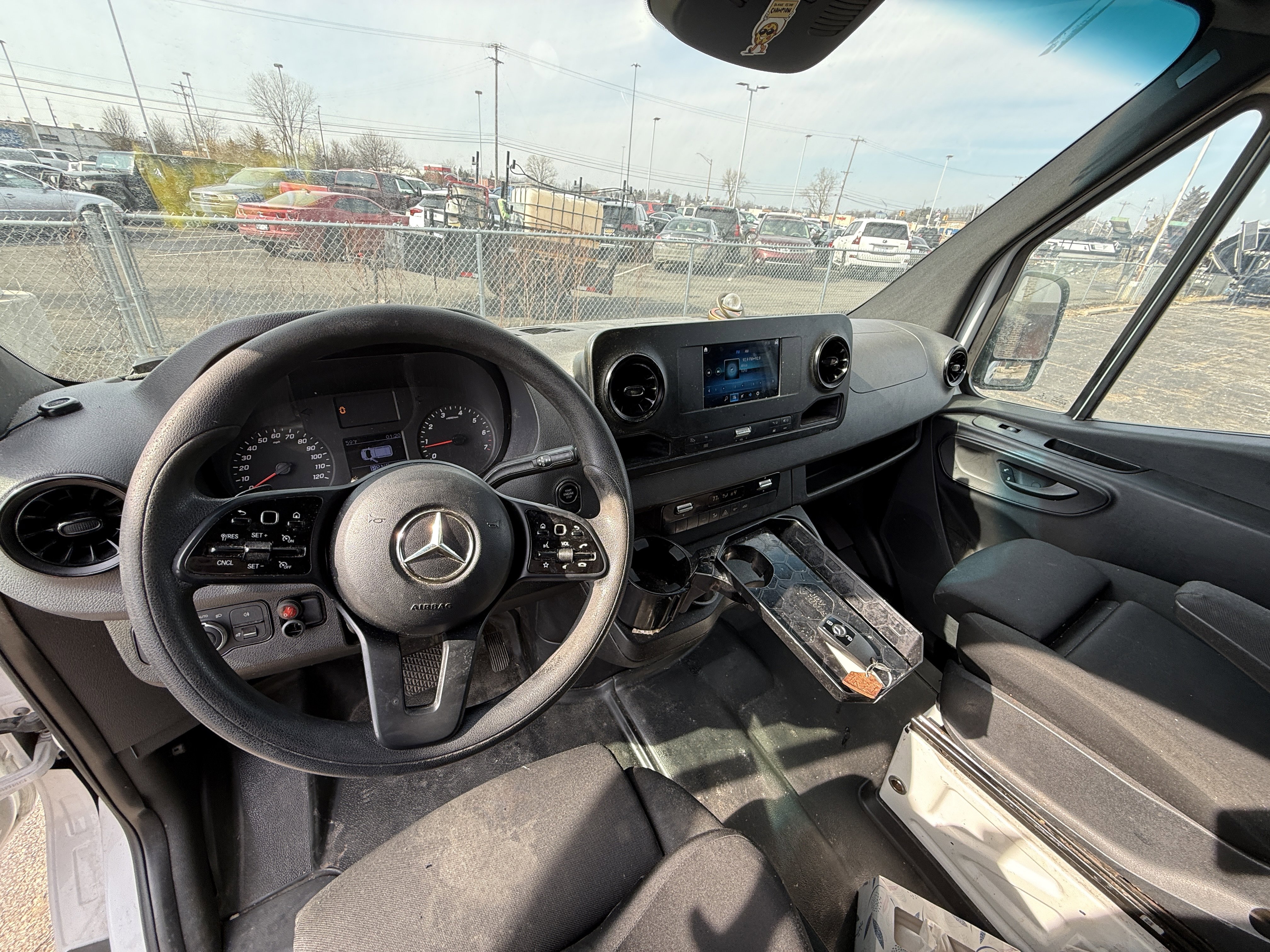 Used 2020 Mercedes-Benz Sprinter 2500 image 13