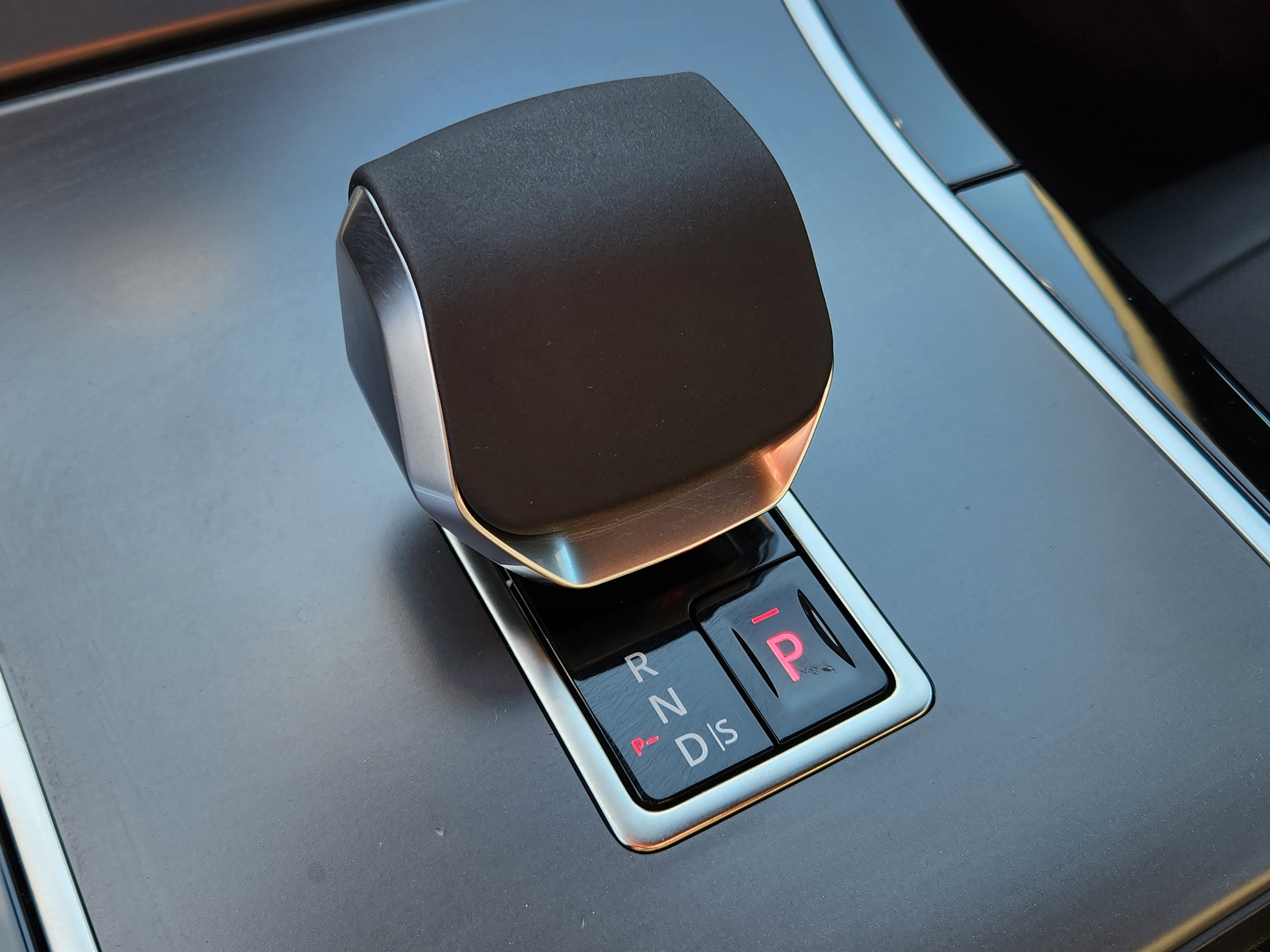 Certified 2026 Land Rover Range Rover Evoque S image 22