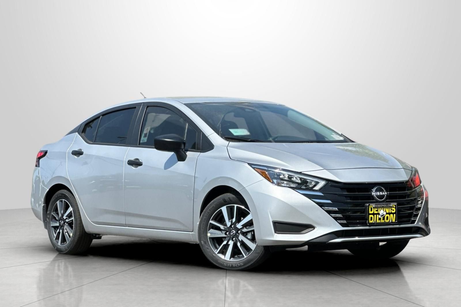 Used 2025 Nissan Versa S w/ S Plus Package image 28