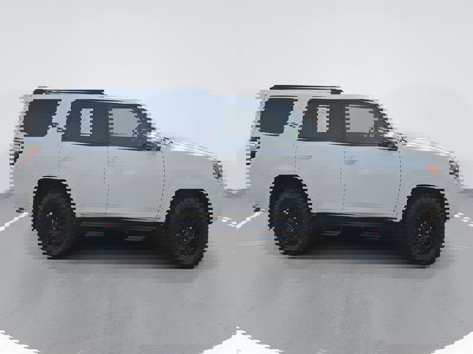 Used 2022 Toyota 4Runner TRD Off-Road Premium image 4