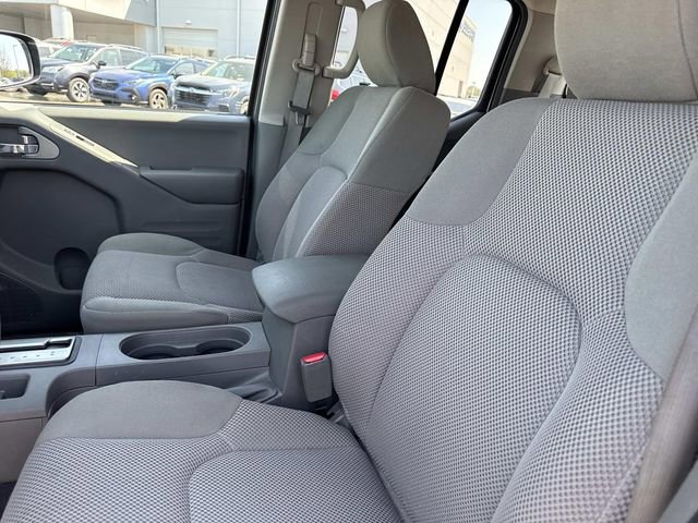 Used 2019 Nissan Frontier SV image 14