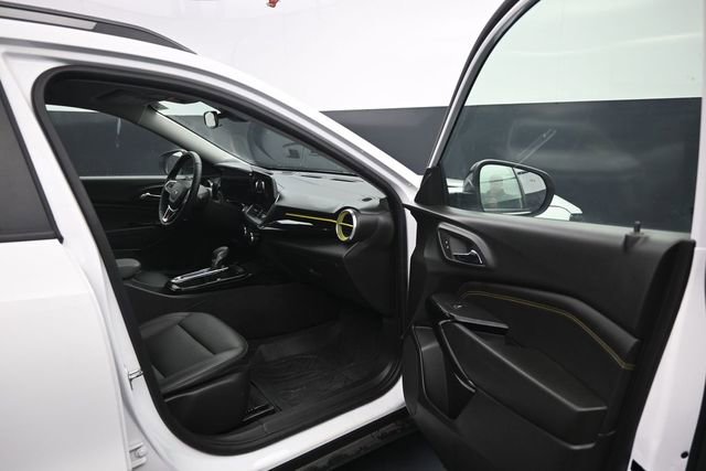 Used 2024 Chevrolet Trax ACTIV w/ Driver Confidence Package FWD image 27