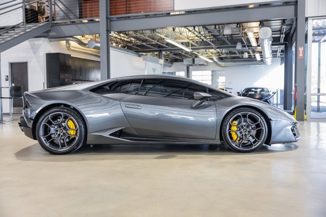 Used 2016 Lamborghini Huracan LP 580-2 image 7