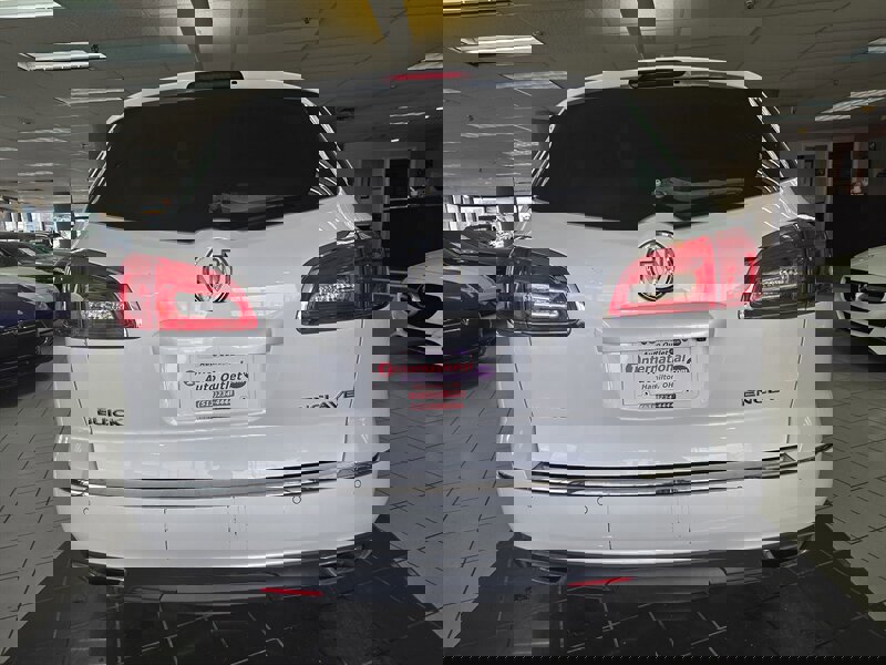 Used 2016 Buick Enclave Premium w/ Experience Buick Package image 5