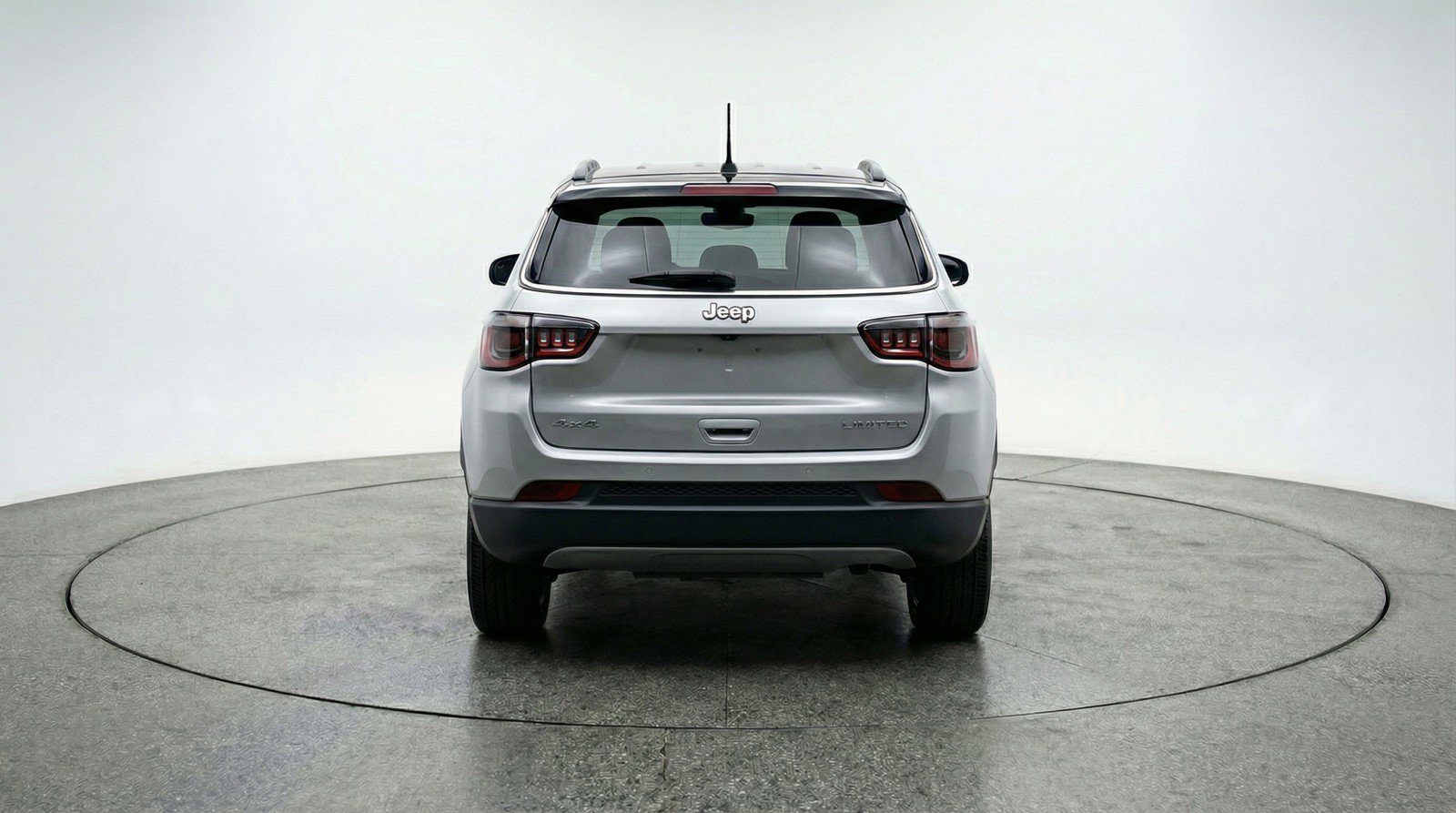 Used 2025 Jeep Compass Limited image 7