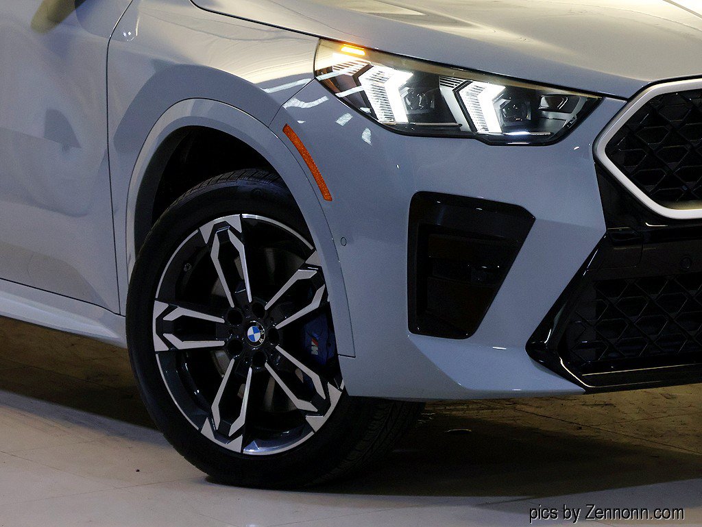 Certified 2024 BMW X2 xDrive28i w/ M Sport Package AWD/4WD image 3