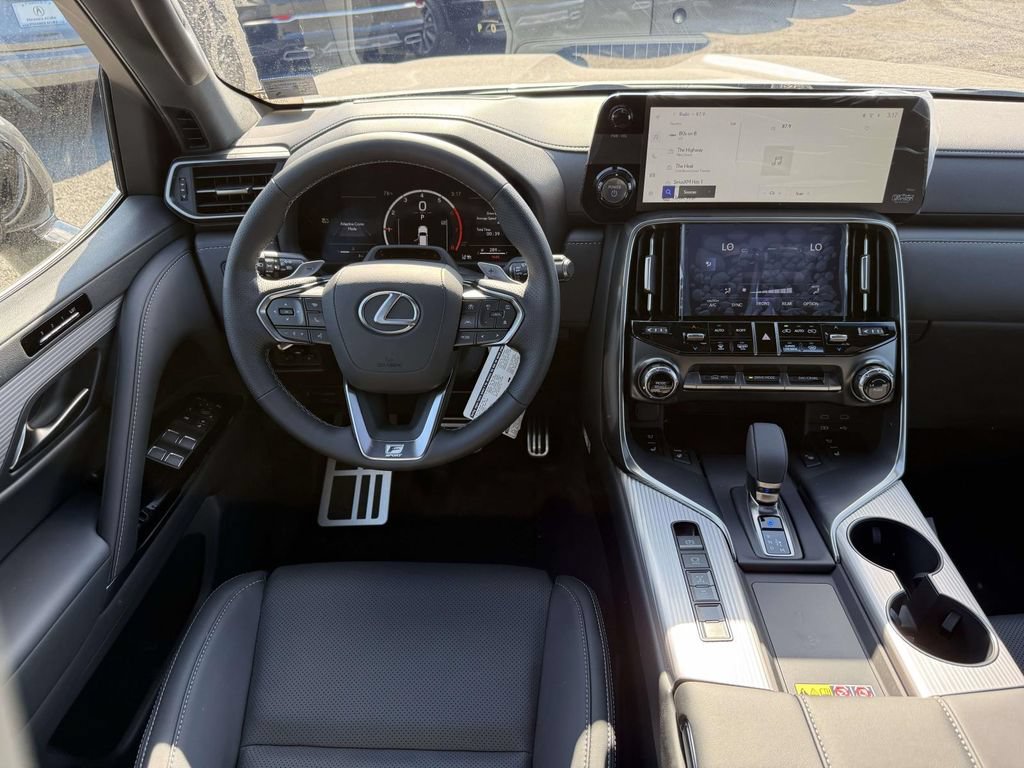 New 2026 Lexus LX 700h F Sport AWD/4WD image 8