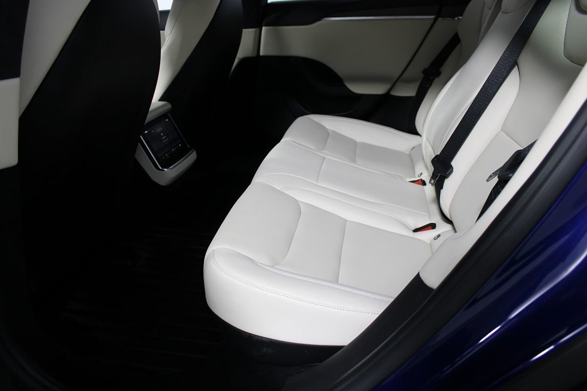 Used 2022 Tesla Model S AWD/4WD image 26