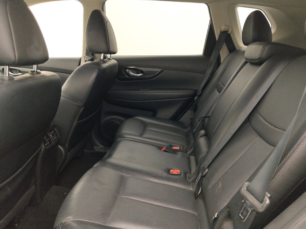 Used 2018 Nissan Rogue SL image 18