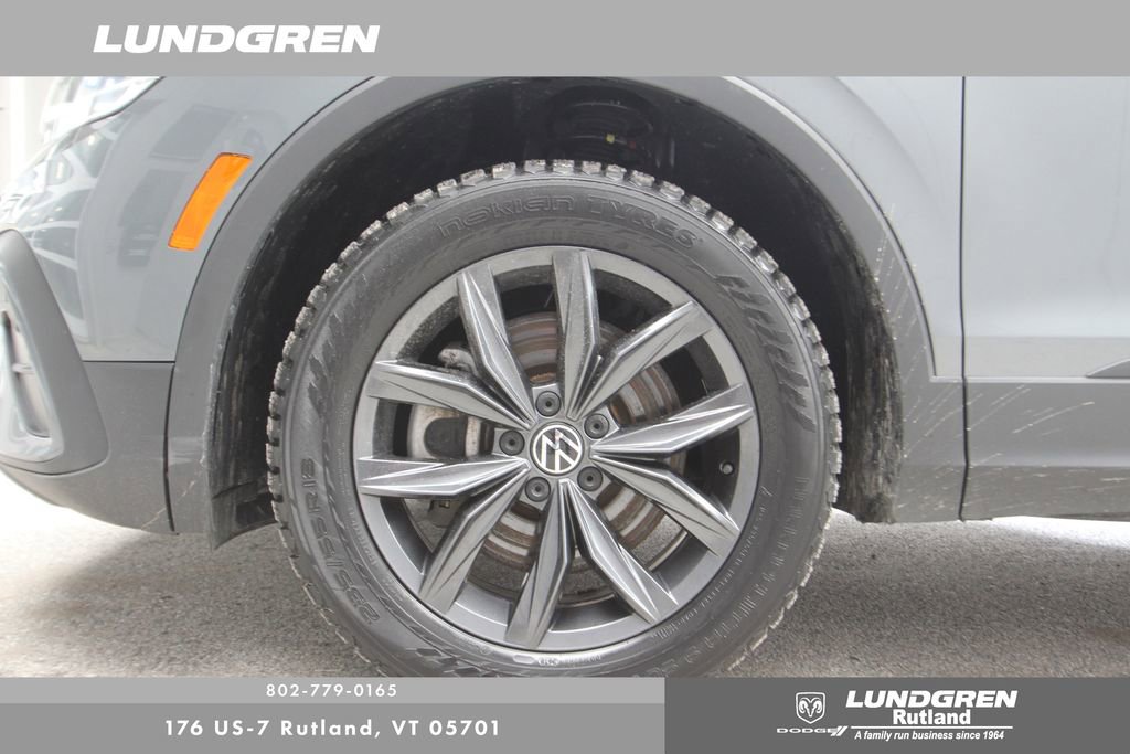 Used 2022 Volkswagen Tiguan SE image 52