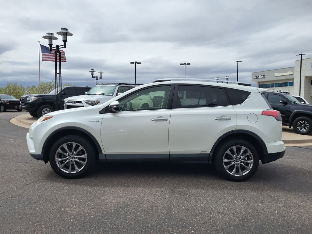 Used 2016 Toyota RAV4 Limited image 7