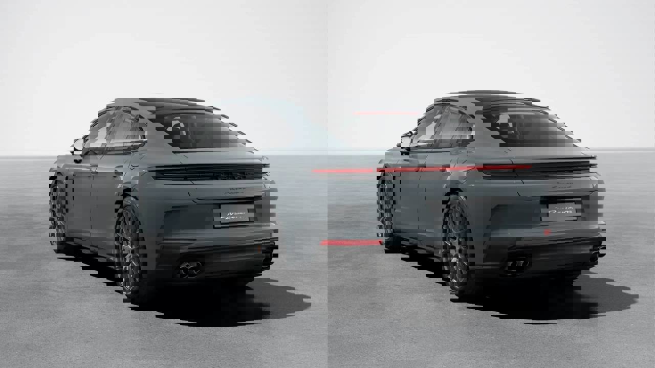 New 2026 Porsche Panamera 4 image 3