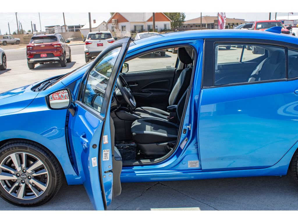 Used 2023 Nissan Versa SV FWD image 26