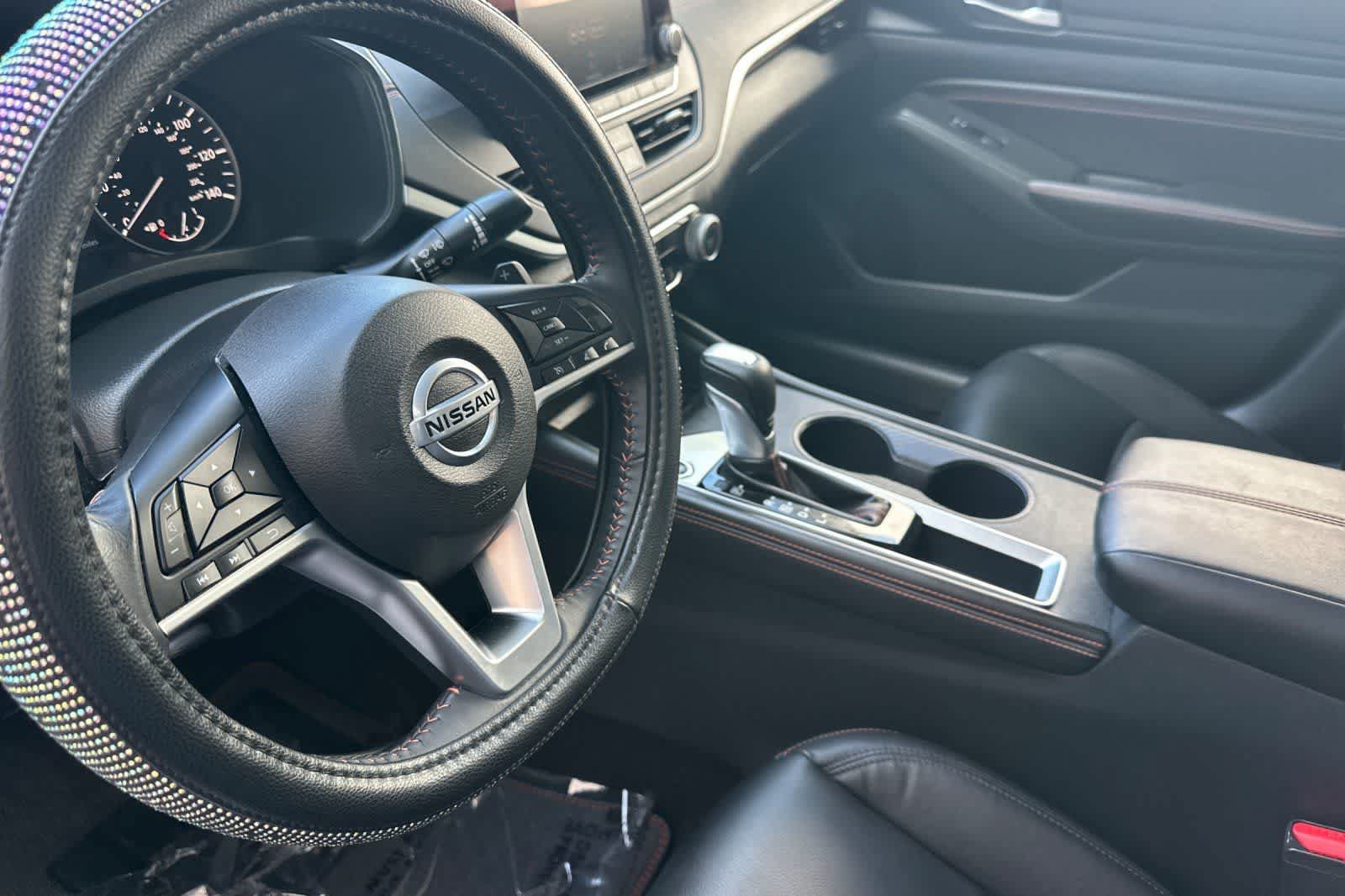 Certified 2022 Nissan Altima 2.5 SR FWD image 12