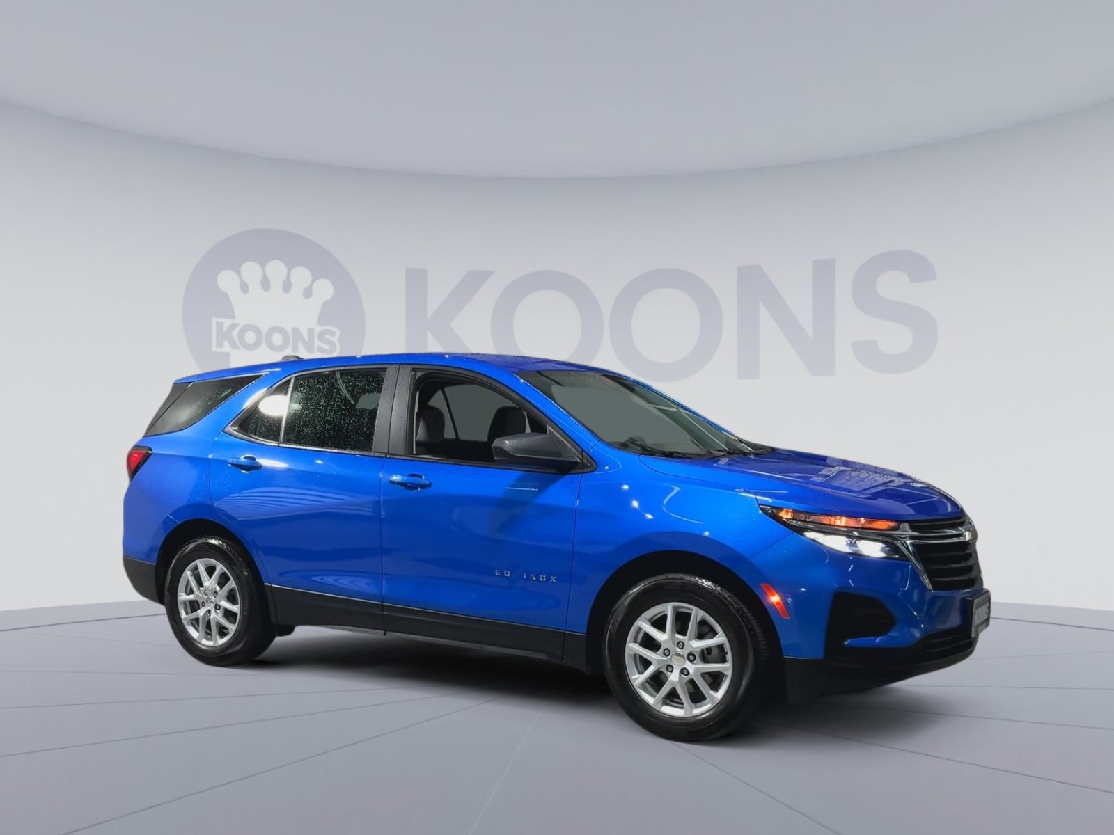 Used 2024 Chevrolet Equinox LS w/ LPO, Floor Liner Package FWD image 2