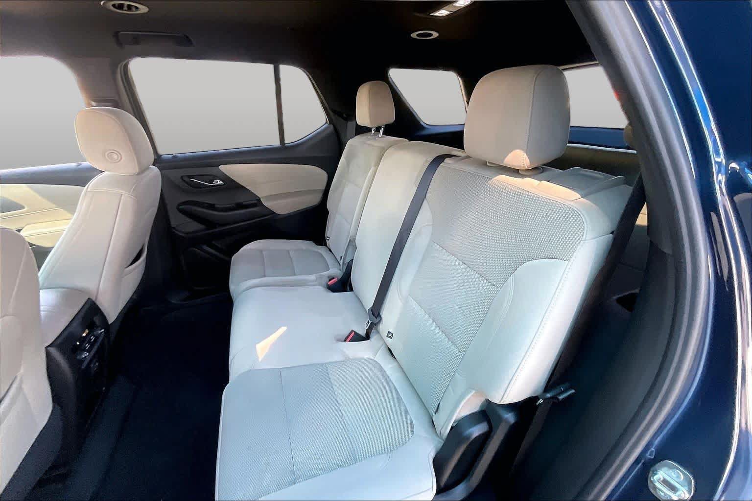 Used 2023 Chevrolet Traverse LS w/ Safety Package FWD image 19