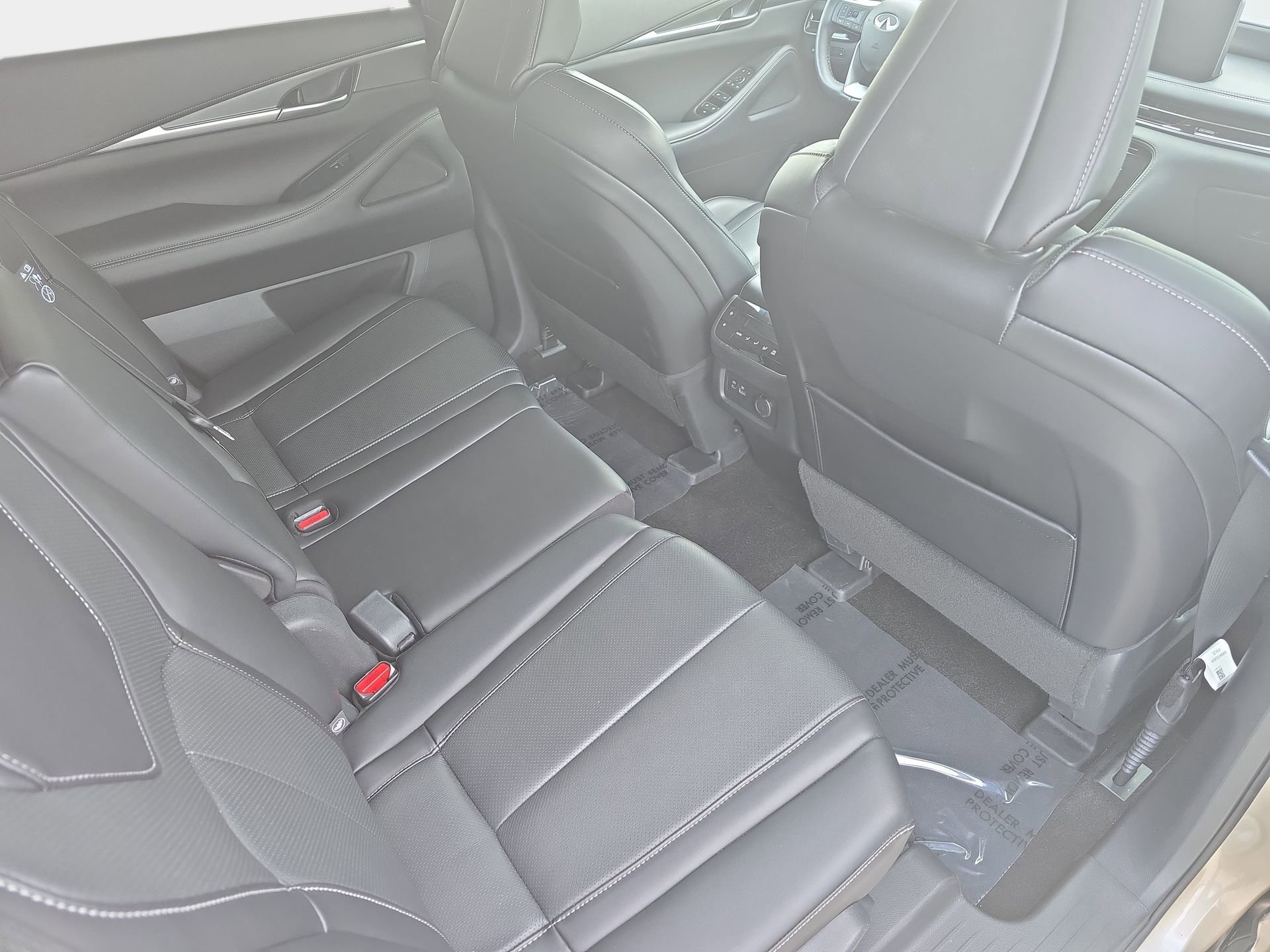 Certified 2024 INFINITI QX60 Luxe image 12