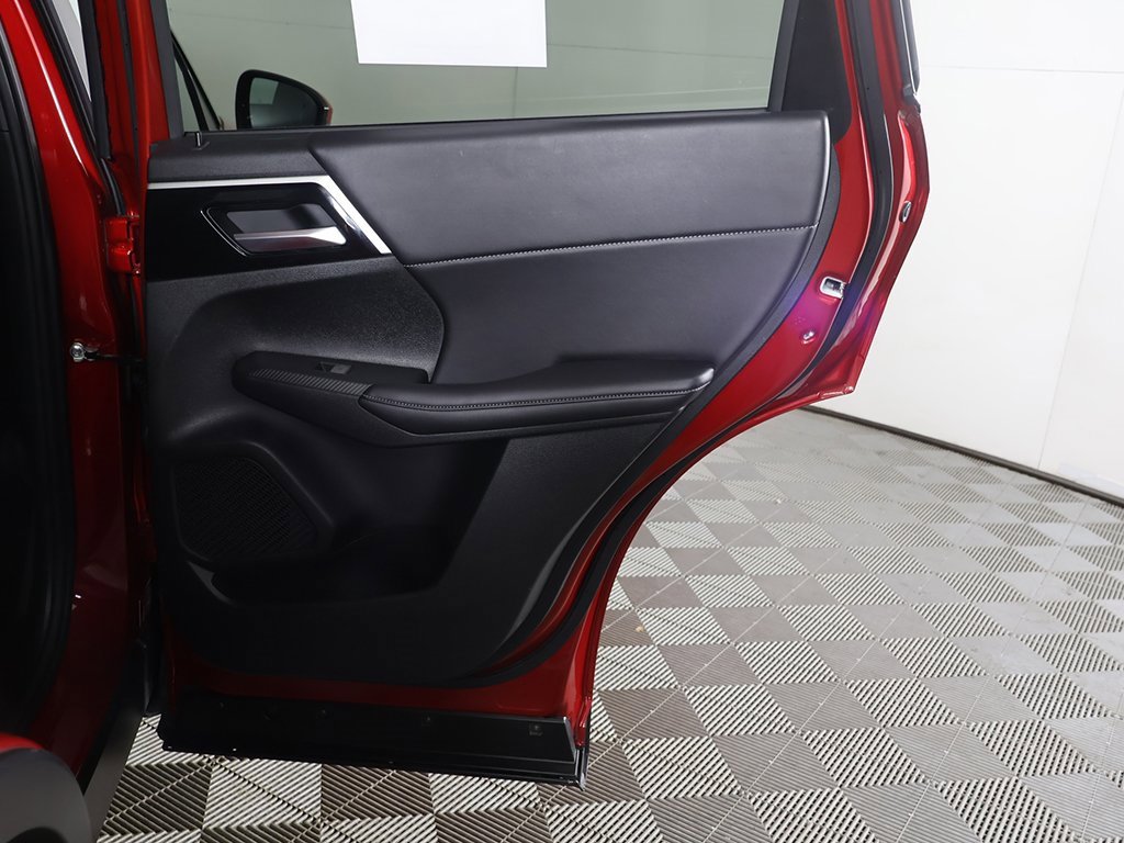 Used 2024 Mitsubishi Outlander SE Black Edition image 26