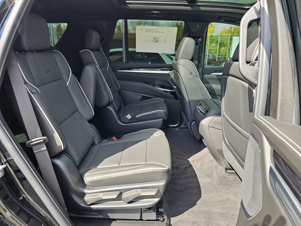 New 2026 Cadillac Escalade Sport AWD/4WD image 12