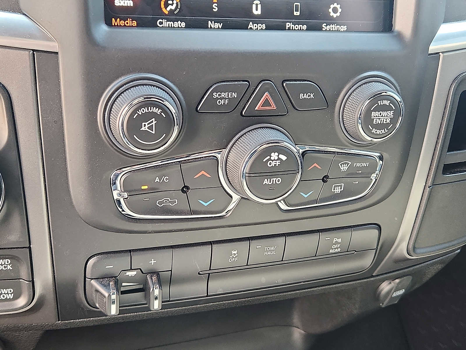 Used 2021 RAM 1500 Classic Warlock w/ Trailer & Traction Group AWD/4WD image 15