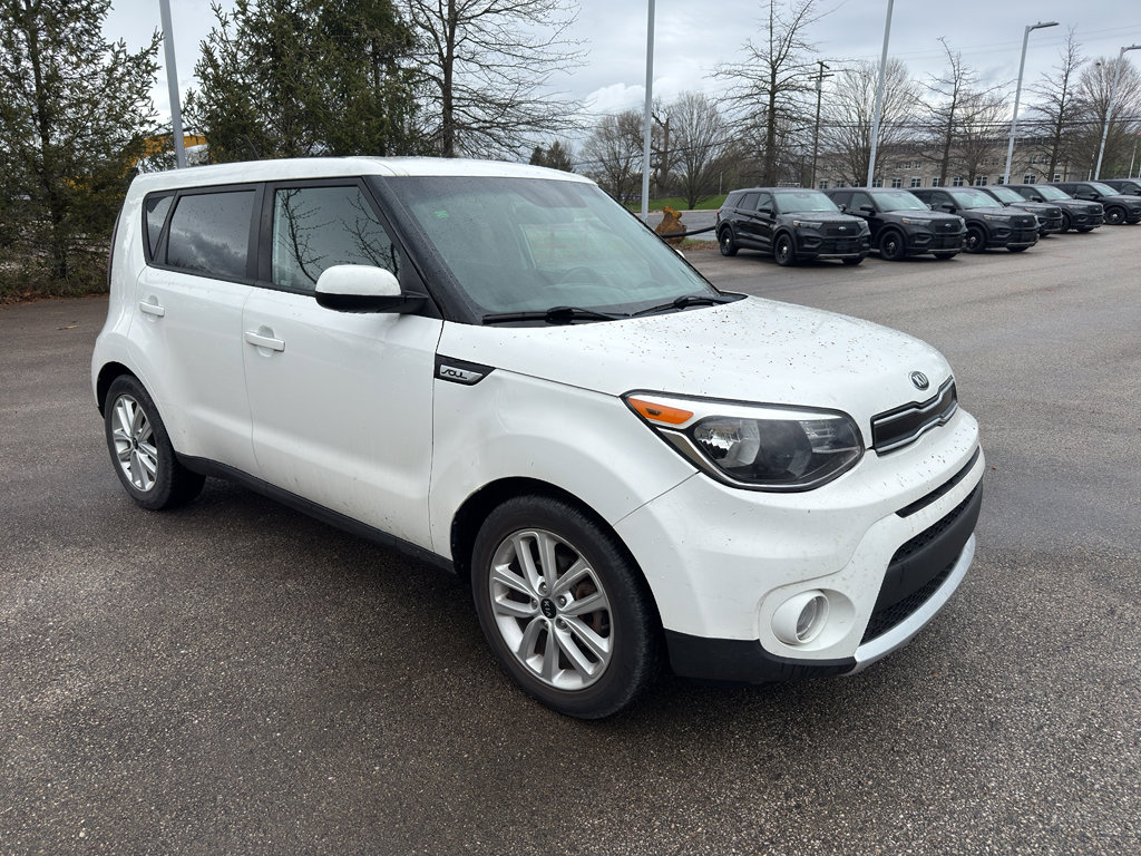 Used 2018 Kia Soul + image 7