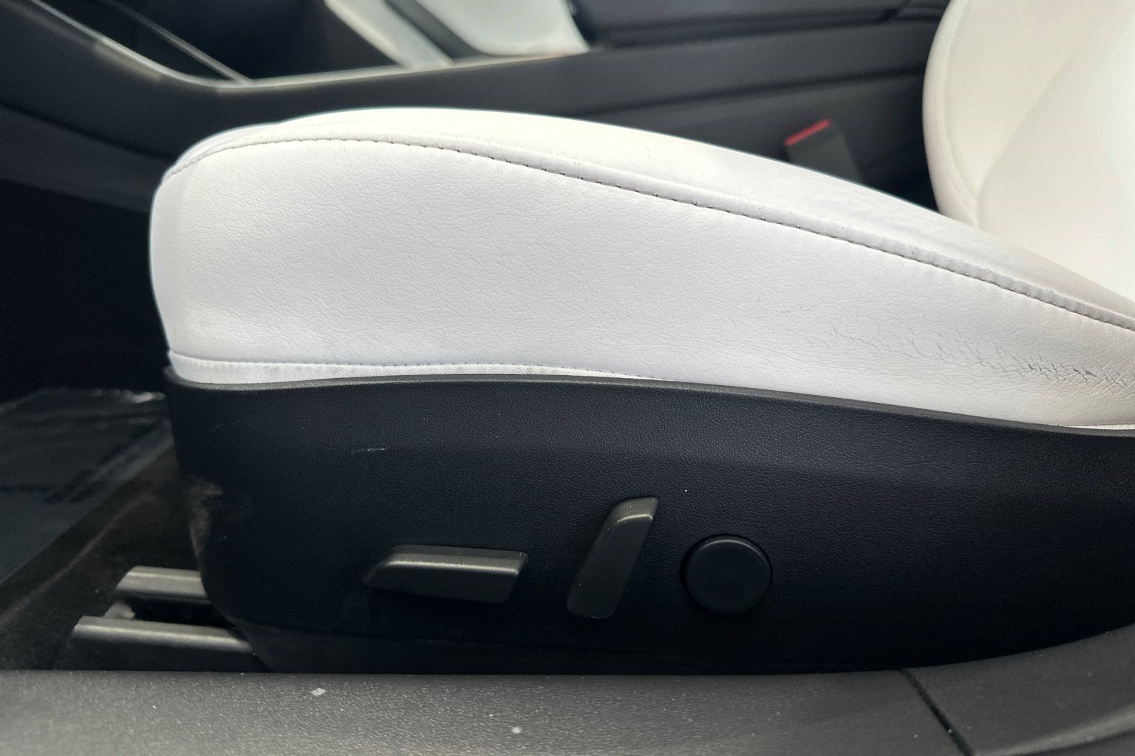 Used 2018 Tesla Model 3 Long Range AWD/4WD image 14