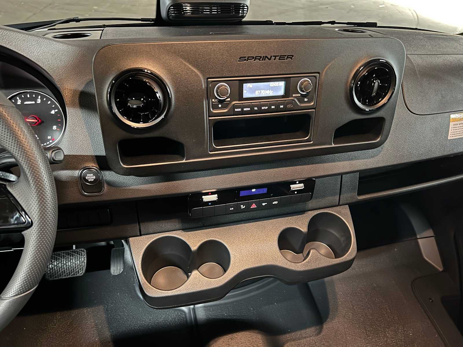 New 2025 Mercedes-Benz Sprinter 2500 image 29