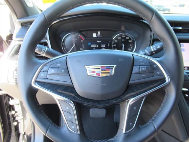 Certified 2025 Cadillac XT5 Premium Luxury FWD image 22