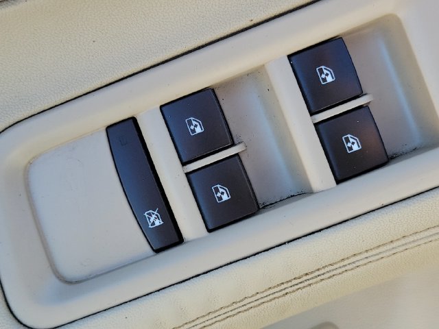 Used 2015 Buick LaCrosse FWD image 24