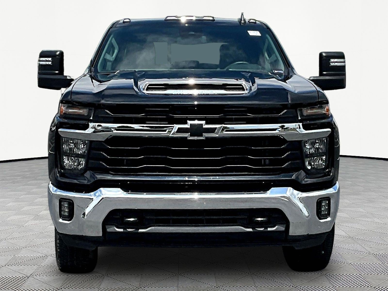 Used 2024 Chevrolet Silverado 3500 LT w/ All Star Edition AWD/4WD image 2