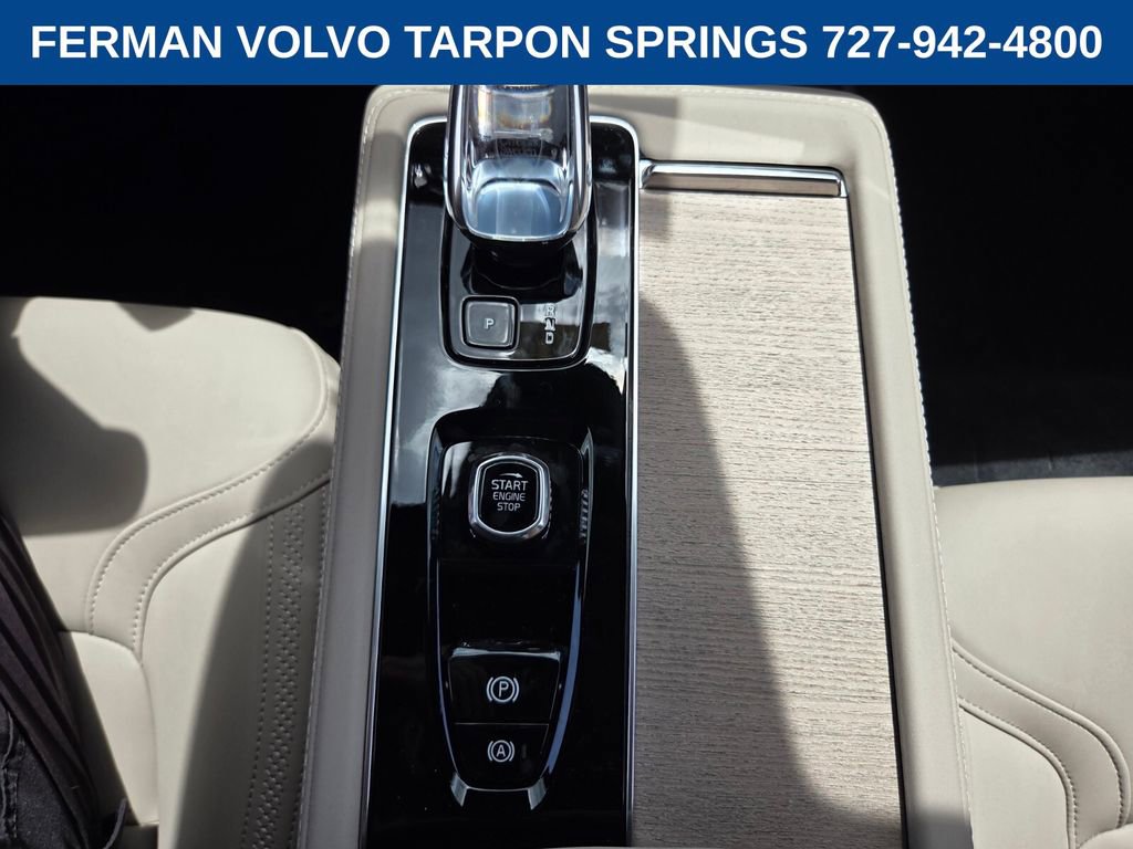 New 2026 Volvo XC90 B6 Plus w/ Protection Package Premier image 27