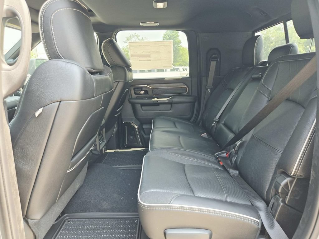 New 2026 RAM 3500 Limited AWD/4WD image 21