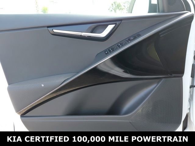 Certified 2024 Kia Niro EX image 21