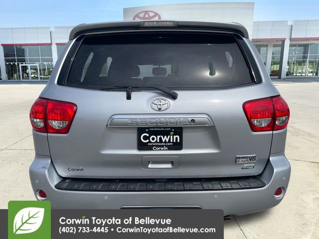 Used 2017 Toyota Sequoia Limited w/ Safety & Convenience Package image 4