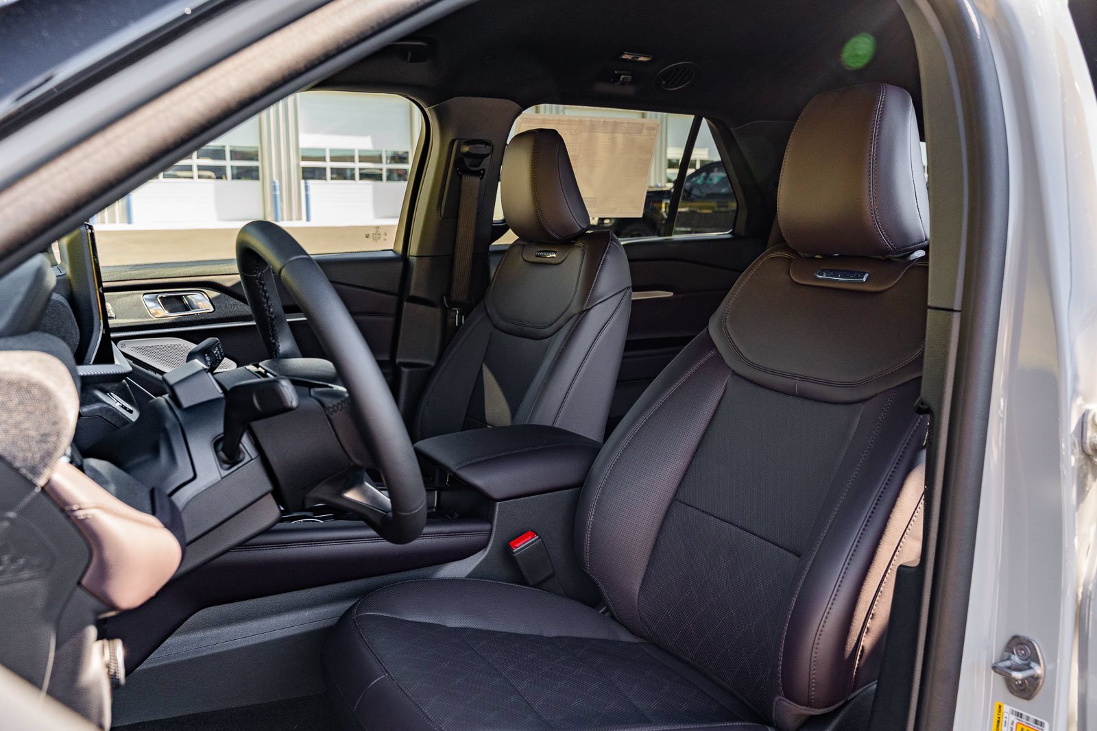 New 2027 Ford Explorer Platinum RWD image 17