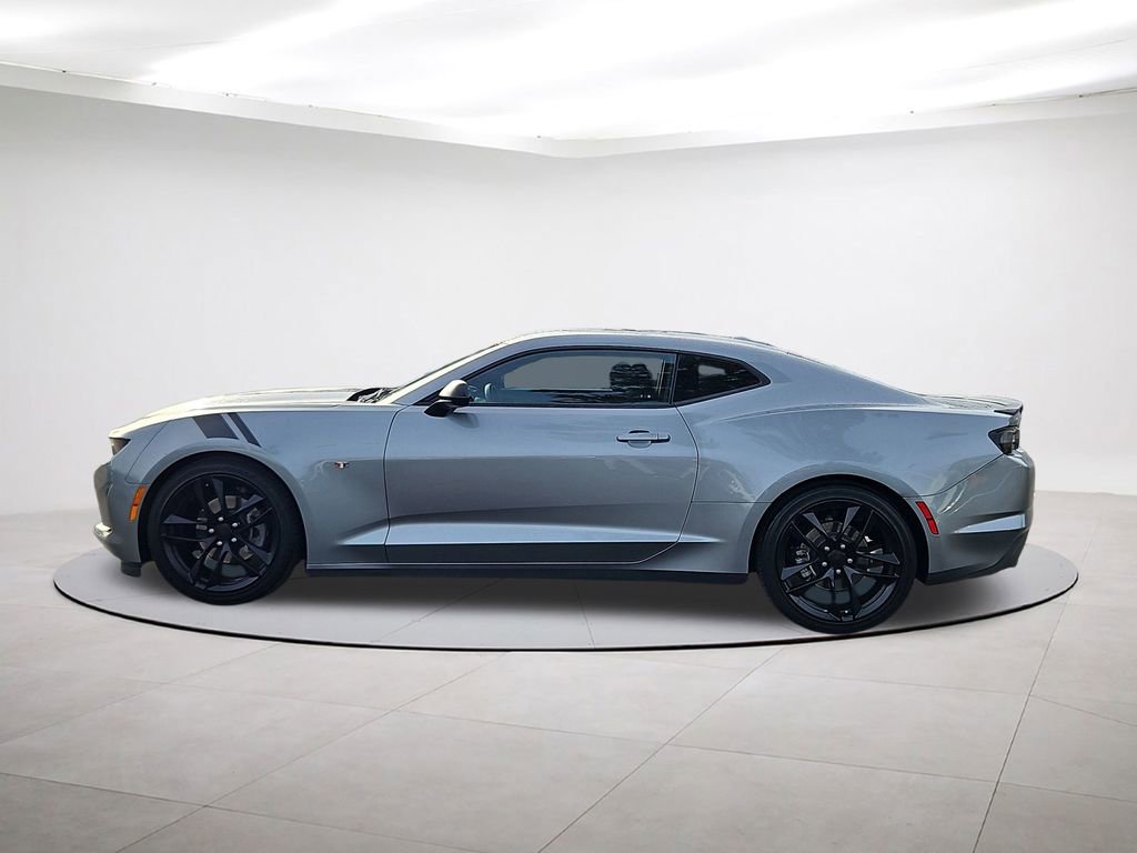 Used 2023 Chevrolet Camaro LT w/ RS Package image 4