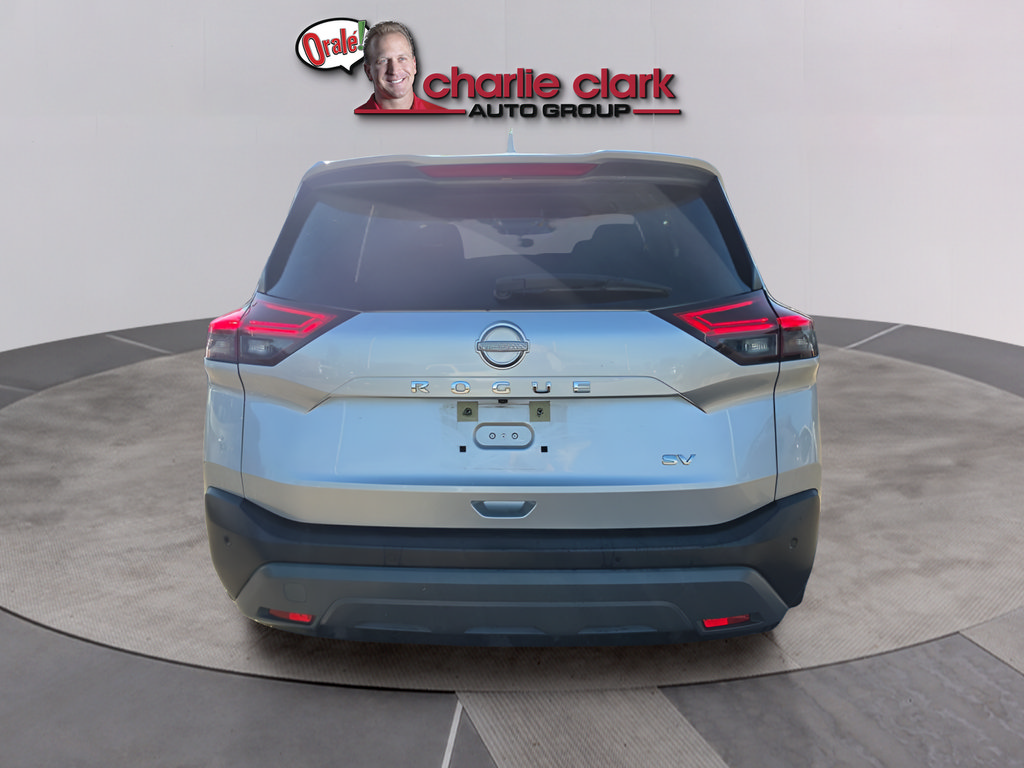 Used 2023 Nissan Rogue SV FWD image 4