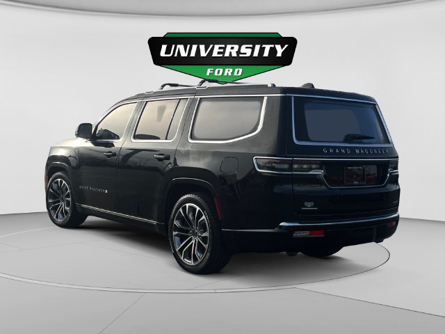 Used 2023 Jeep Grand Wagoneer Series III AWD/4WD image 5