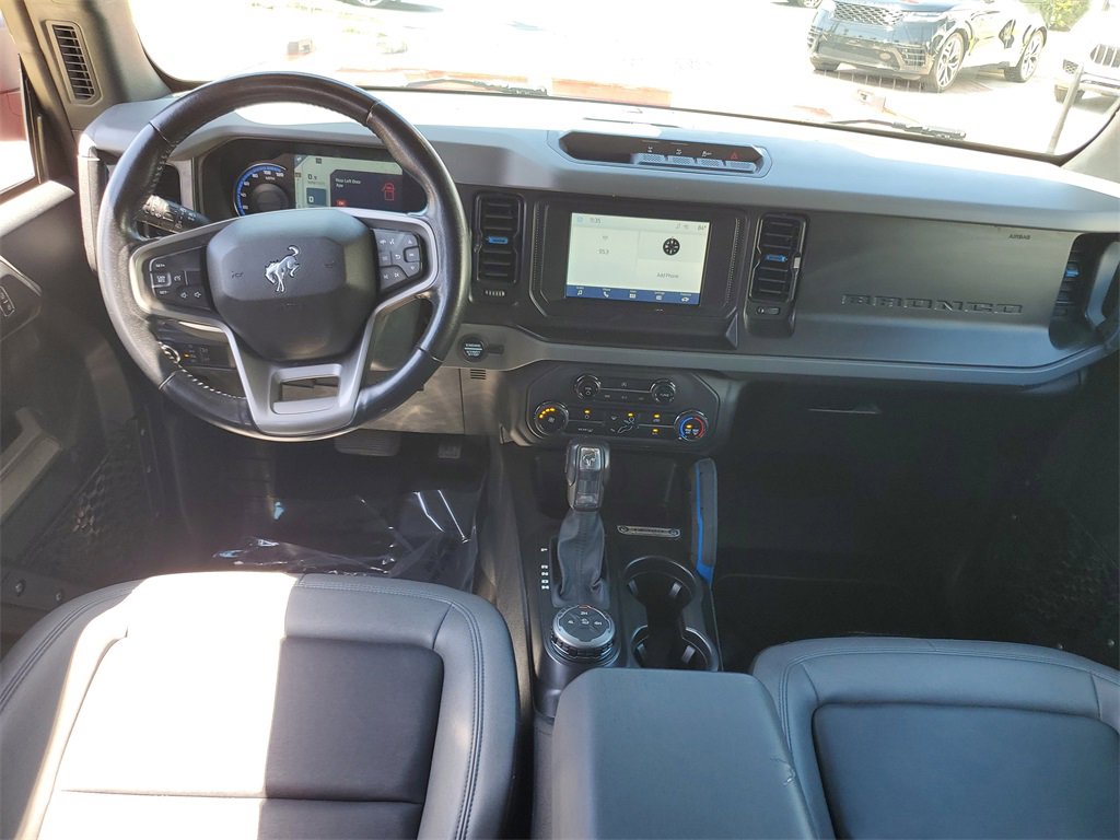 Used 2022 Ford Bronco Black Diamond image 14