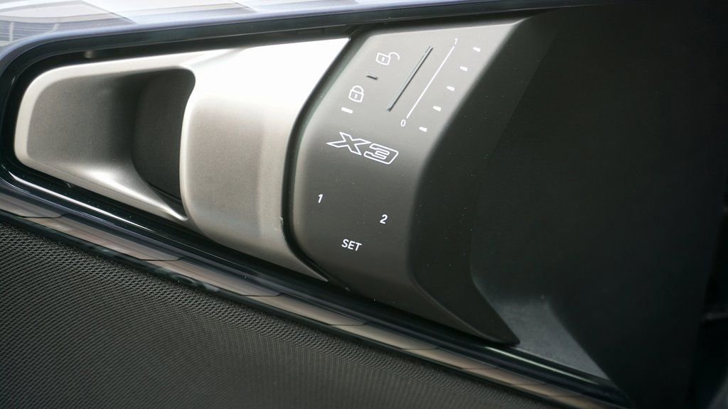 New 2026 BMW X3 xDrive30 w/ Premium Package image 9