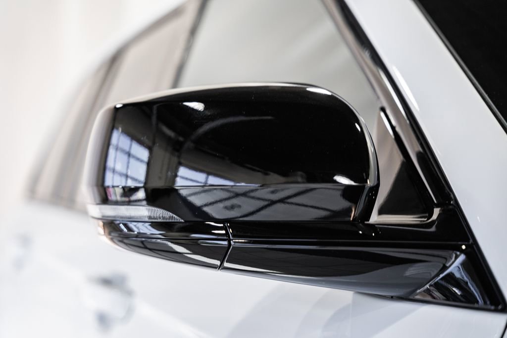 New 2025 Jeep Grand Cherokee Altitude image 14