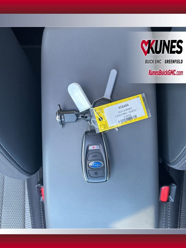 Used 2024 Subaru Crosstrek 2.0i Premium image 42