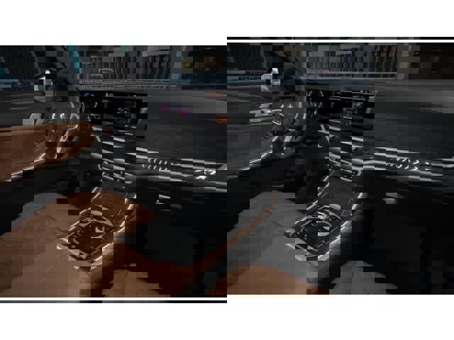 New 2026 BMW X7 xDrive40i w/ Executive Package image 14