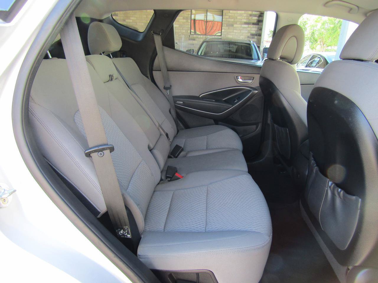 Used 2018 Hyundai Santa Fe Sport FWD image 12
