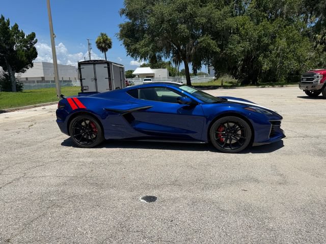 New 2027 Chevrolet Corvette Grand Sport w/ Z52 Sport Performance Package RWD image 14